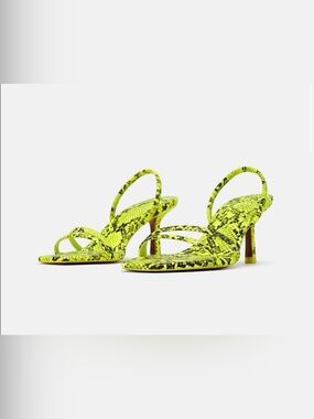ZARA BASIC Neon Yellow Snakeskin Heeled Sandals – Size 39💚🖤